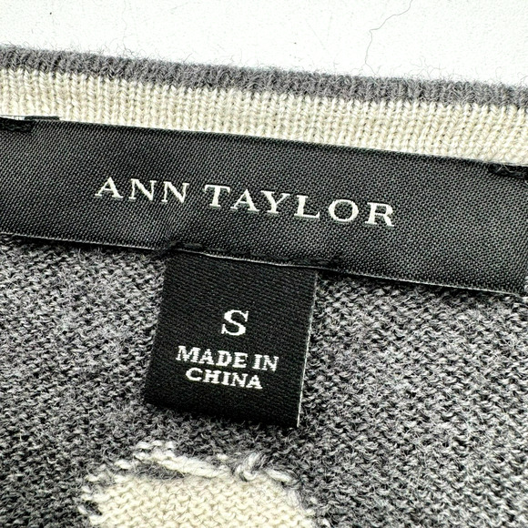 ANN TAYLOR Women Small Grey Sweater Long Sleeve Tunic White Love Birds Wool Soft - Picture 5 of 10
